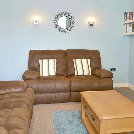 شقة Anchor - Perfect Location - Side Sea Views - Sleeps 4 Filey